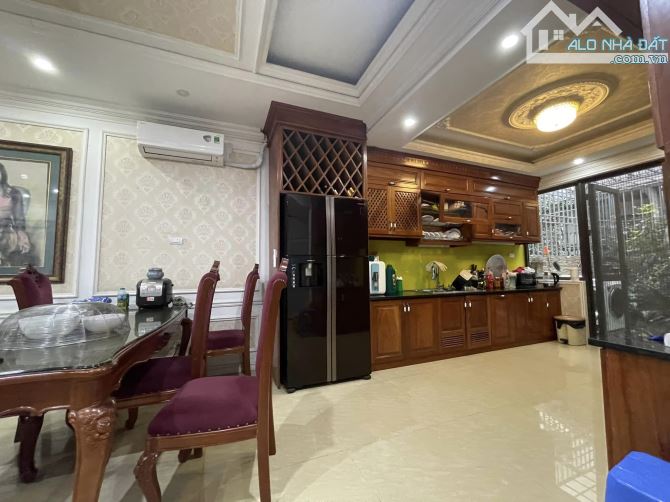 CỖ MÁY IN TIỀN – TÒA 9 TẦNG + HẦM – TRẦN VỸ - CẦU GIẤY – MẶT TIỀN 10M - 5