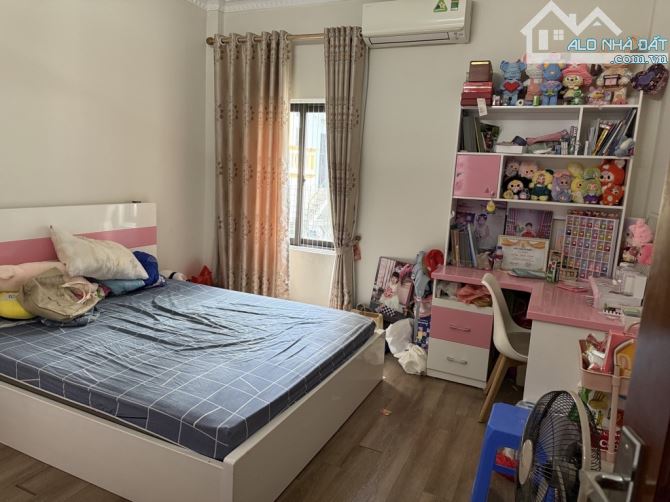 siêu phẩm phân lô Hoàng Cầu phân lô 50m x 4 tầng khu VIP - dân trí cao siêu hiếm - 5