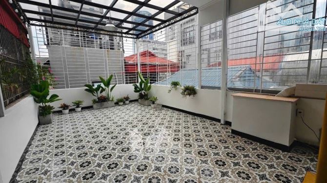 Bán nhà phân lô Hoàng Quốc Việt, Phạm Tuấn Tài, 2 Ôtô tránh, Thang máy, Kinh doanh 65 m2 - 5