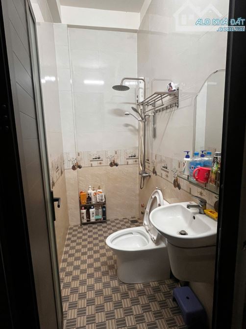 CẦN BÁN GÂP NHÀ MẶT TIỀN ĐƯỜNG PHAN ĐÌNH GIÓT - 5