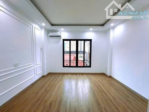 PHÁO ĐÀI LÁNG - ĐỐNG ĐA - 40m2 - 6 tầng thang máy - nhà mới sẵn sàng bàn giao - 10.5 tỷ - 5