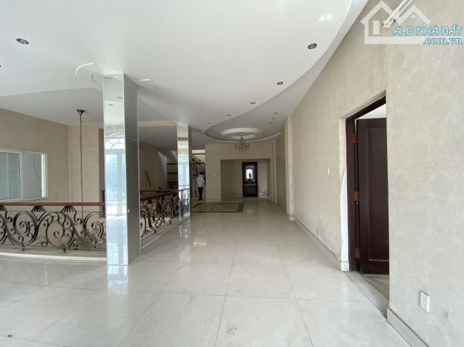 Biệt Thự Góc Tên Lửa, DT 556m2 / Siêu Hiếm Giá 65 tỷ TL - 5