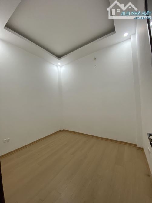 Hiếm, Bán Gấp Ngõ ô tô, gần phố Đại Mỗ, Nội thất đầy đủ 33m2 4 Tầng Giá 6.88 Tỷ - 5