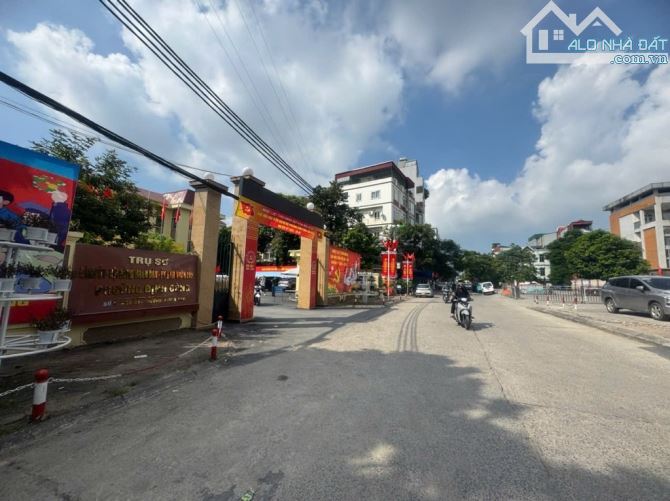 Kim Giang- một nhà ra phố- ô chờ thang máy- 36m2 x6 tầng full nội thất - giá 8xx tỷ - 5