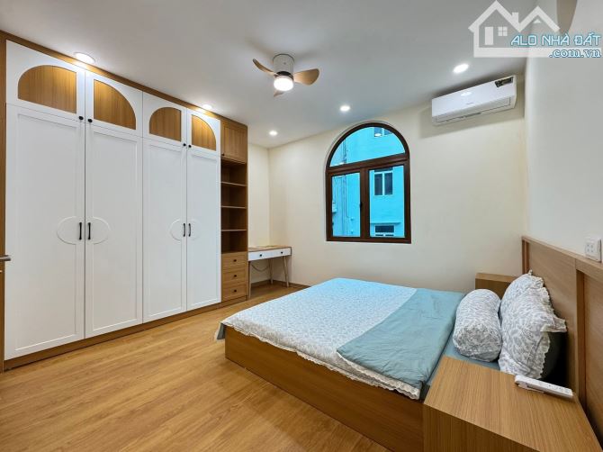 BÁN NHÀ KHÂM THIÊN-27m² -5T -MT 3.9m -6.X Tỷ – ĐỐNG ĐA  NHÀ ĐẸP HIẾM – FULL - 5