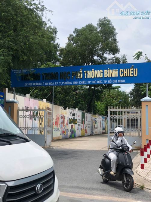 TAM BÌNH NHÀ 3 TẦNG ĐƯỜNG RỘNG 8 M DT 92 M2 GIÁ 6,5 TỶ TL - 5