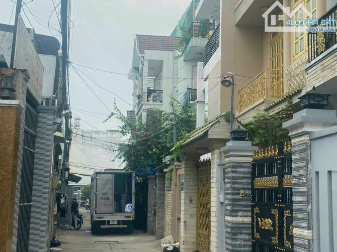 Bán nhà căn hộ dịch vụ đường Nguyễn Tuyển P Bình Trưng Tây quận 2 cũ (205m2) 23 tỷ - 5