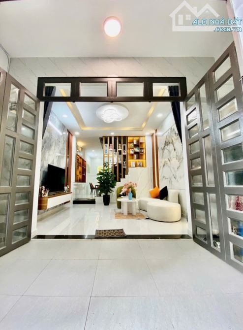 Bán nhà 1/ Trần Thị Cờ Q12, HẺM XE HƠI _ 3 tầng _ TẶNG FULL nội thất _ giá 5ty490 - 5