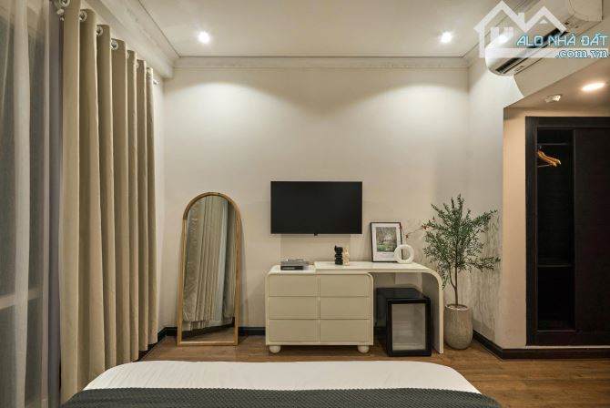 Sang nhượng khách sạn 3 sao Sân Bay - Tân Bình - 5