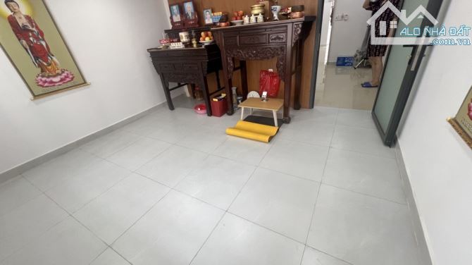 Bán nhà đường Bùi Quang Là  72m2 - 5
