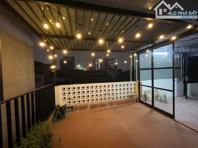 Bán nhà riêng tại Ngọc Khánh, Ba Đình, cách ô tô 30m, DT 65m2, view đẹp, giá tốt chỉ 13 tỷ - 5