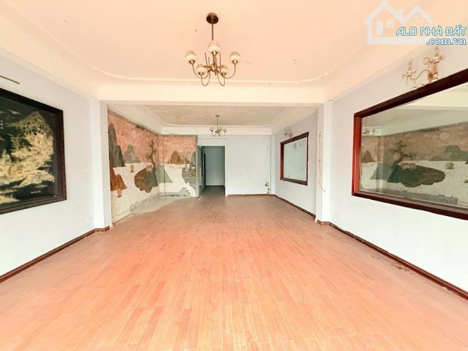 NHÀ PHÂN LÔ NGHĨA ĐÔ 70m² 6 TẦNG MẶT TIỀN 5.5m GARA 2 Ô TÔ VỈA HÈ RỘNG 34 TỶ - 5