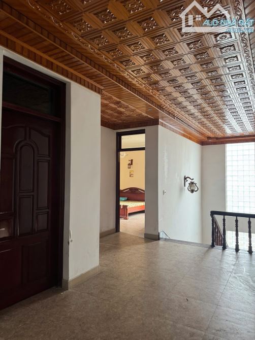 BÁN CĂN BIỆT THỰ 3 TẦNG – TUYẾN 2 LÊ HỒNG PHONG - Diện tích: 250m² - Ngang: 13,9 - 6
