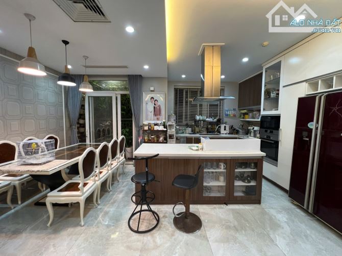 DT CỰC RỘNG GHÉP TỪ 2 CĂN 174m² – 9 TỶ – 3 HƯỚNG THOÁNG – NỘI THẤT SANG TRỌNG - 6