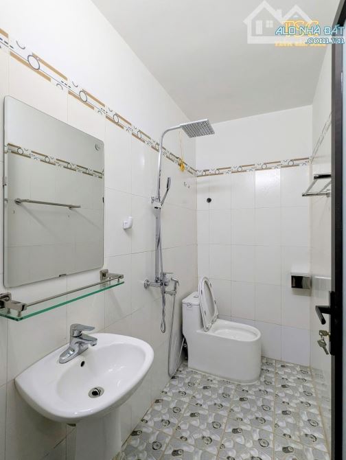 Bán nhà  Nguyễn Văn Linh , Vĩnh Niệm , Lê Chân . 4,5 tỷ , 5 tầng , 48m . - 6