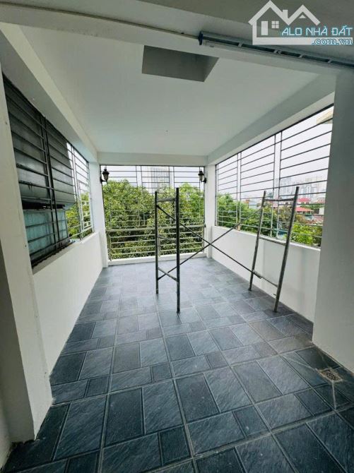 BÁN NHÀ PHỐ PHÚC DIỄN Ô TÔ ĐỖ CỬA 32 X 4 TẦNG 2 MẶT THOÁNG TRƯỚC SAU sổ đỏ - 6