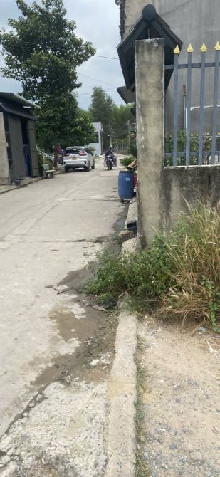 Bán căn nhà gần chợ Thạnh Phú đường lớn xe hơi cách công ty Changshin chỉ 2km - 6
