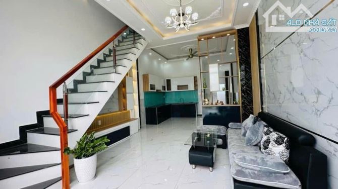 Nhà đẹp HXH cách mặt tiền đường DT 826 vài trăm mét DT to giá chưa đến 2x tỷ - 6