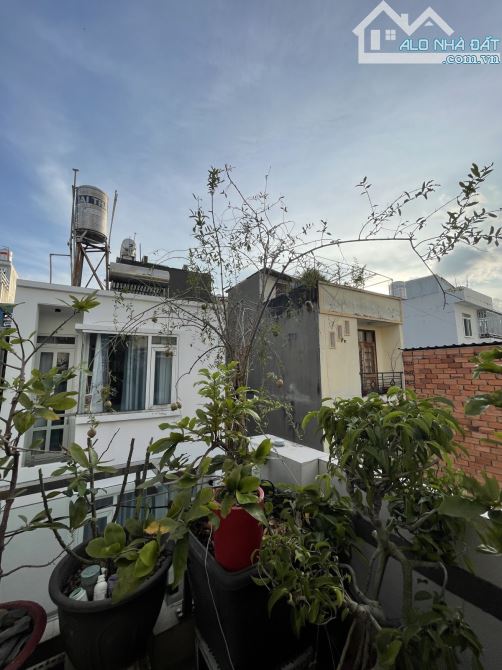 🏘️ 2/ ĐƯỜNG T8 TÂY THẠNH TP - 3 TẦNG - SÂN THƯỢNG - BTCT - GIÁ CHỈ -- 5,5 TỶ - 6