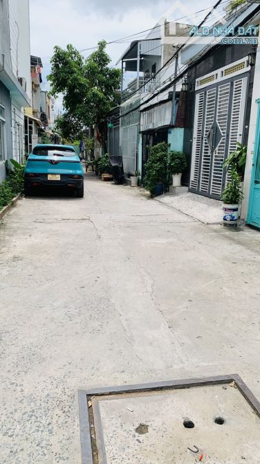 Nhà mới xây đẹp kinh khủng tọa lạc khu dân cư đáng sống. - 6