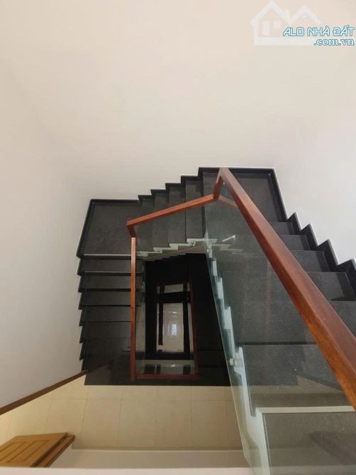 TRƯỜNG CHINH, Q12 - NHÀ MỚI Ở NGAY-  4 TẦNG 83M2 - 4x24 - XH NGỦ NHÀ 4PN- 5WC- 9 TỶ - 6