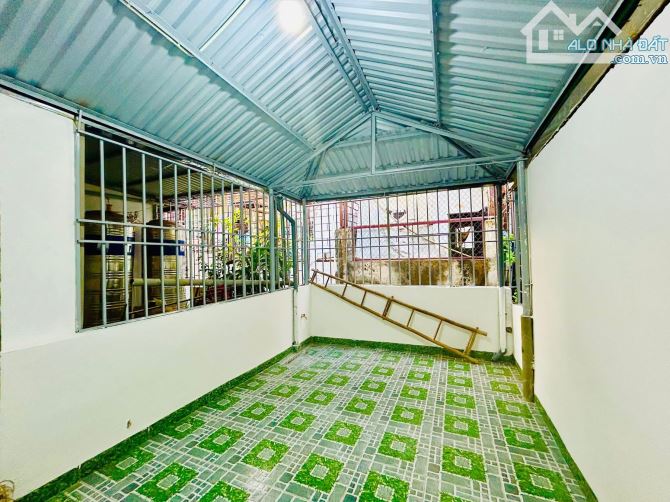Nhà Đẹp - Ở Ngay - Thổ Quan - Đống Đa - Dt: 39m2/4tầng/3mMT* nhỉnh 6 tỷ - 6