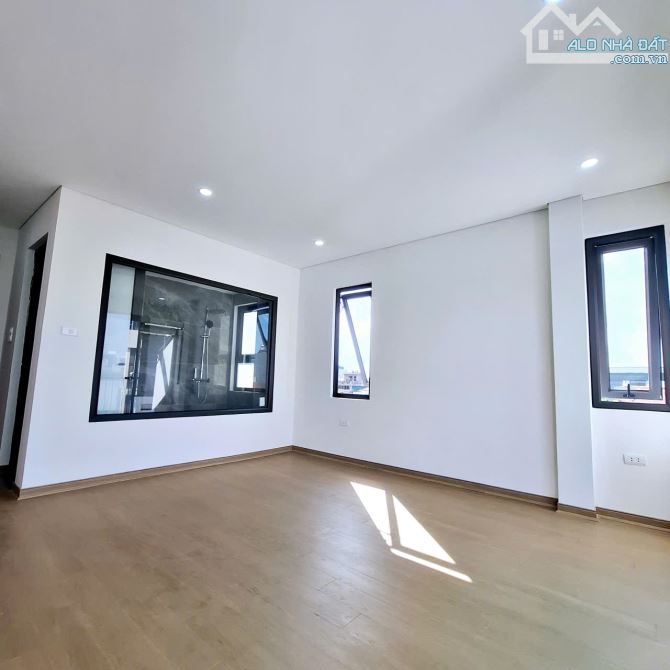 BÁN NHÀ LÔ GÓC SÀI ĐỒNG LONG BIÊN NHỈNH 7 TỶ 45m, THANG MÁY KINH DOANH NỘI THẤT NHẬP - 6