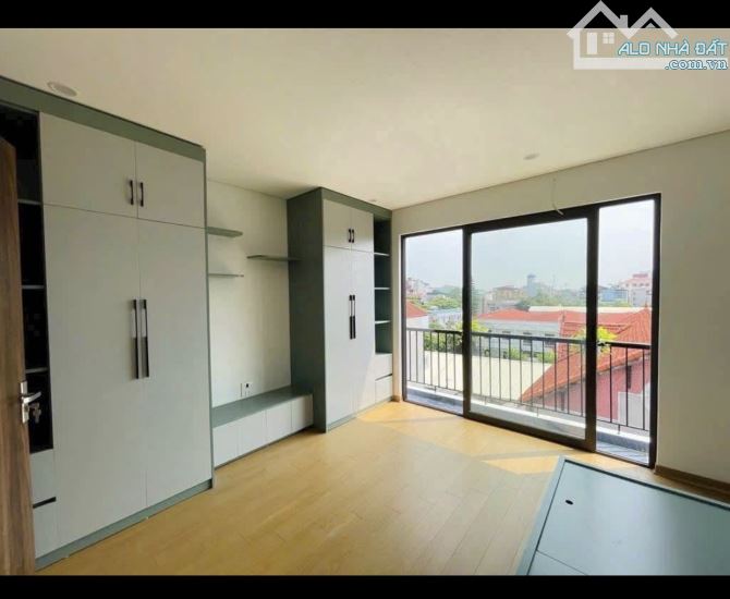 SÀI ĐỒNG – NHÀ 5 TẦNG CÓ SÂN VƯỜN RIÊNG – GIÁ CỰC MỀM – 6,8 TỶ - 6
