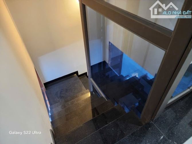 NHÀ PHỐ LÃ XUÂN OAI – 4 TẦNG – 4PN – THANG MÁY – 68M² – 6.X TỶ - 6