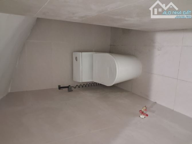 Đông Thiên Nhà mới 5 tầng Ngõ thông ba gác Nội thất cao cấp – 31m² – MT 3.1m giá 6,5 tỷ - 6