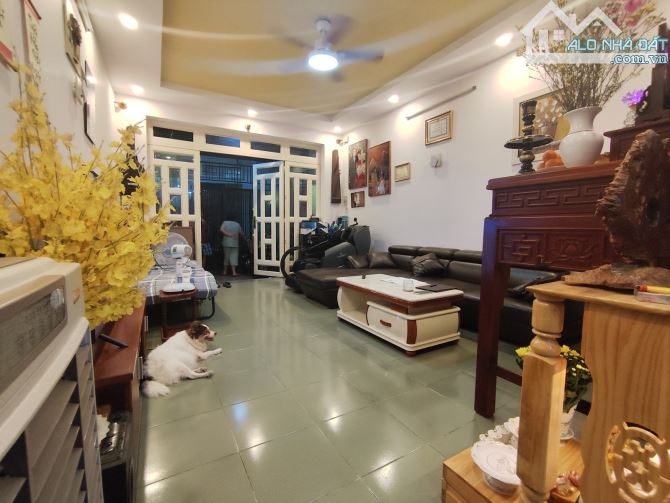 ÂU CƠ SÁT TÂN  BÌNH --65M2--2 TẦNG --3PN--3WC--GIÁ CHỈ :5.8 TỶ (TL) - 6