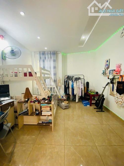 Nhà 4 tầng FULL nội thất vào ở ngay – 45m² – Hẻm 3m –5PN-4WC- Trung tâm Phú Nhuận – 6 tỷ - 6
