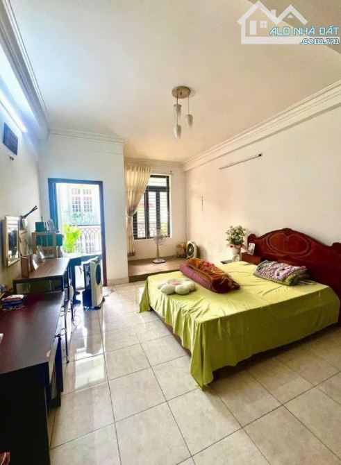 Bán nhà 4 Tầng, HẺM XE HƠI, 4.2x16m, NGUYỄN THỊ KIÊU, Q12, chỉ 6ty600 - 6