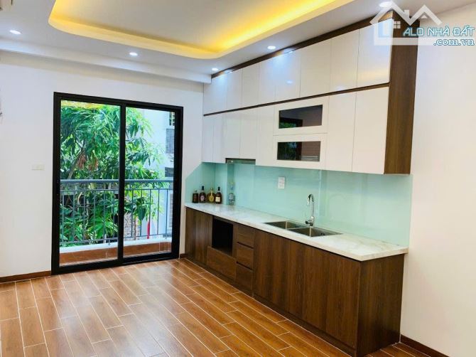 BÁN NHÀ NGÃ TƯ VĂN CAO - BA ĐÌNH, 44M2, GIÁ 15 TỶ - 6