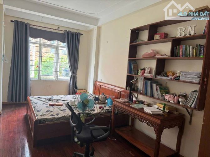 PHÂN LÔ 2 MẶT TIỀN Ô TÔ ĐỖ CỬA TỔ 1 Đa Sỹ HÀ ĐÔNG42/46m2x5 tầng: 9,9 tỷ - 6