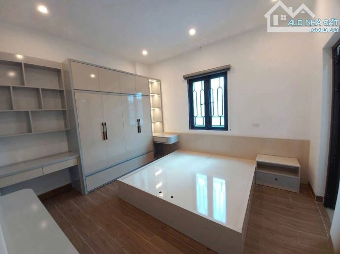 GẤP! Nhà 3 tầng Võ Văn Ngân, 67m2, hẻm ô tô, ngay Vincom. Chỉ 6.5 TỶ - 6