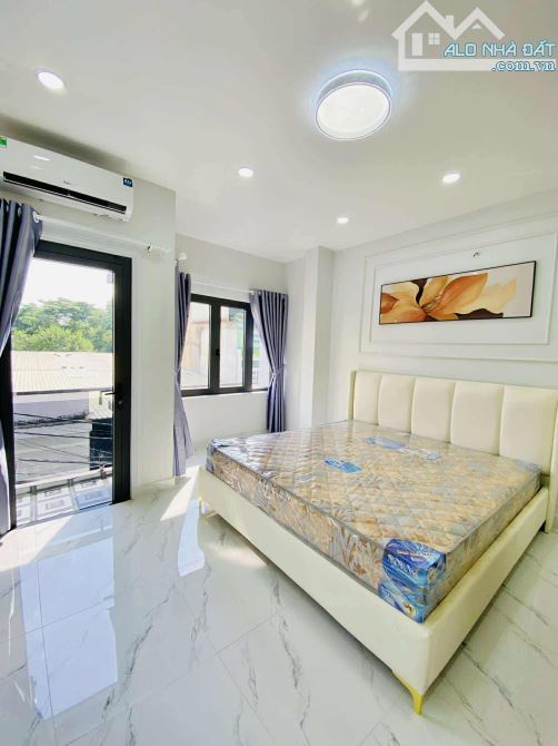 Hẻm 6M - HTP - Sát Quận 7 - 50m2 - 4 tầng - Giá 6.1 tỷ - 6