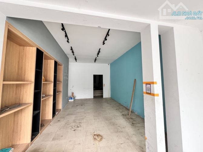 BÁN NHÀ LK KĐT MỚI VĂN QUÁN, HÀ ĐÔNG. VỈA HÈ, KD, TIỀM NĂNG. DT135m2, MT7m, giá 245 tr/m2 - 7