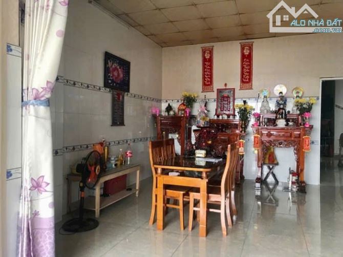 Bán kho xưởng - ngang lớn - hẻm 5m - Võ Thị Phải - Ngay Chợ - 253m2 - Giá 11,8 tỷ - 7