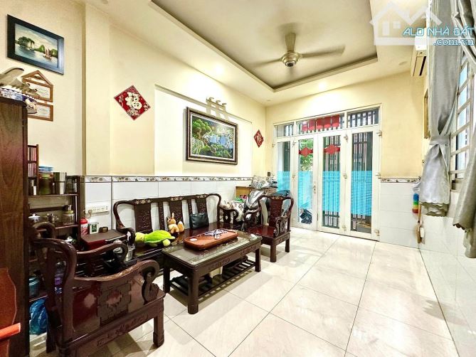 NHÀ ĐẸP 4 TẦNG 38M2(3.5X11)-TÂN HÒA ĐÔNG-GIÁ 5.9 TỶ - 7