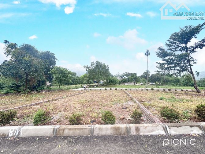 Lô Đất Nghỉ Dưỡng  S = 158,5m2 vuông vắn View thoáng - Giá Đầu tư , Pháp lý rõ ràng . - 7