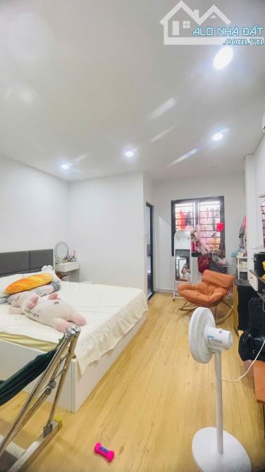 🏡💥 NHÀ 1/ TÂN KỲ TÂN QUÝ TP - HẺM XE HƠI TRÁNH – NỞ HẬU – 64M² – NHÀ MỚI Ở NGAY – CHỈ 7. - 7