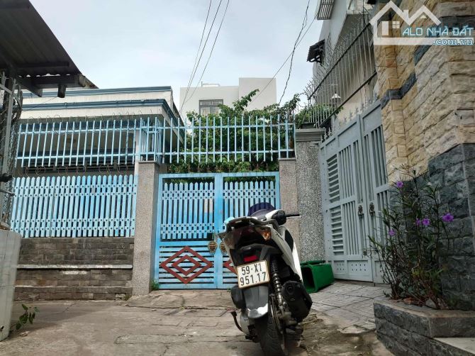 Cho thuê nhà 3 tầng 4pn 3wc khu kiến thiết hiệp Phú Q9 - 7