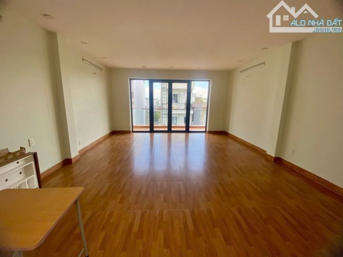 Nhà 4 Tầng, Hẻm 10m Nguyễn Hữu Tiến, 86m2, 5x17.5, tiện ở + KD, giá mềm - 7