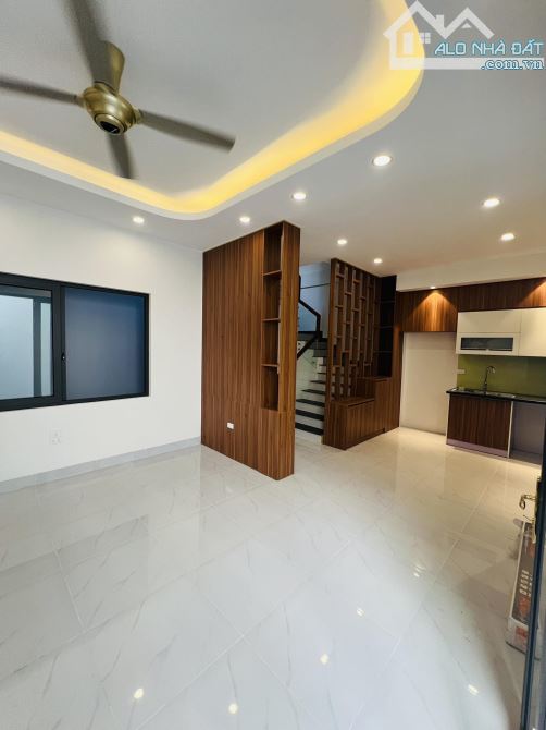 LẠC LONG QUÂN - 71Mx5 TẦNG - 3 MẶT THOÁNG - GẦN ÔTÔ - 11.49 TỶ - 7
