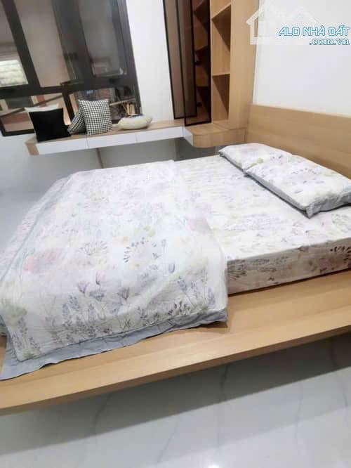 Phố Chợ Khâm Thiên - Đống Đa- Hà Nội - 30m2 - 5 tầng - 9 tỷ - 7