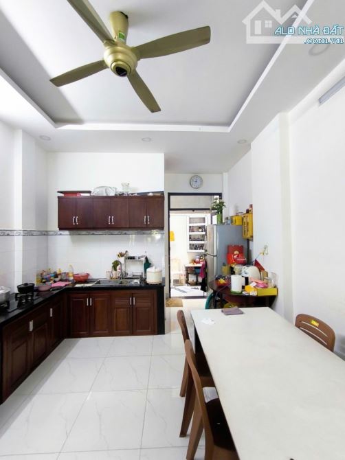 NHÀ LONG TRƯỜNG QUẬN 9 – 70M² – ĐƯỜNG 9M Ô TÔ ĐỖ – 5.XTỶ - 7