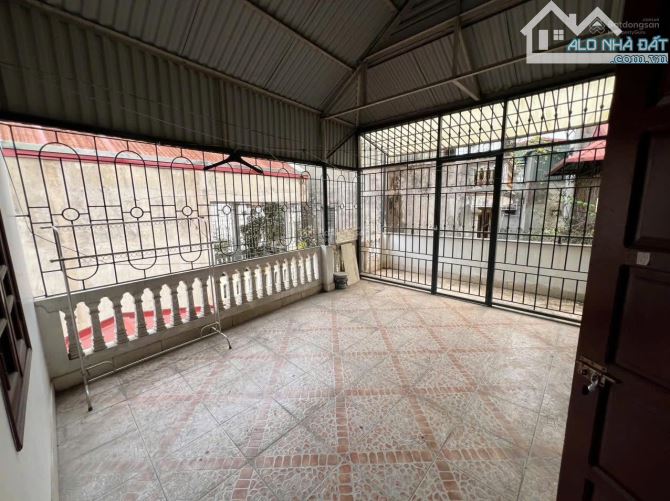Cho thuê nhà nguyên căn ngõ 4 Tôn Đức Thắng, DT 60m2 x 4 tầng, 5 phòng ngủ, full nội thất. - 7