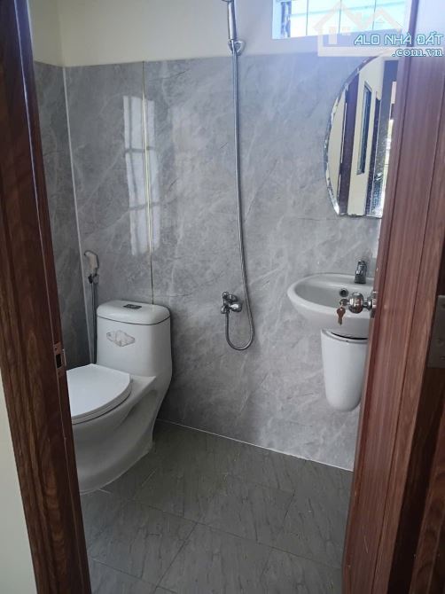 Bán nhà 2 tầng đường Nguyễn Quý Đức. DT 99m2 ngang 5.5m. Giá 5.95 tỷ - 7