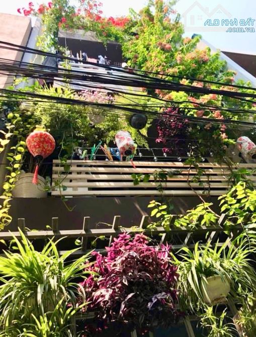 NHÀ NÚI THÀNH – 65M²  - 4 TẦNG – SAU LƯNG NÚI THÀNH – GẦN CÔNG VIÊN NƯỚC -  5.7 TỶ - 7